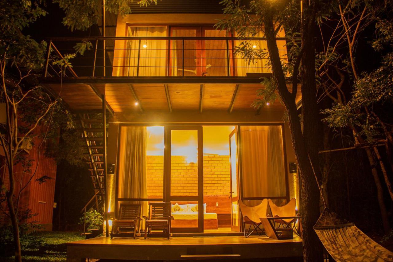 Breezy Lake Tissamaharama Exterior photo