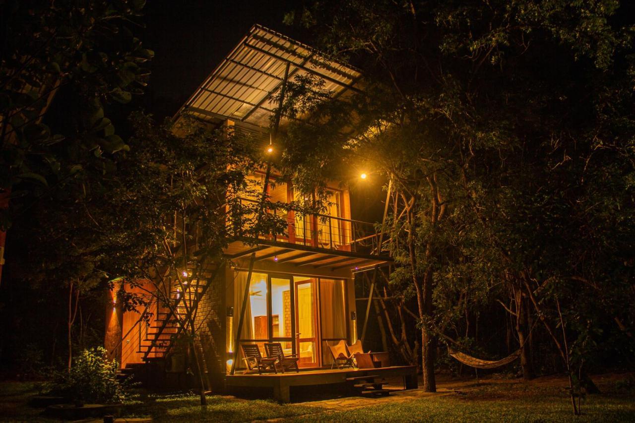 Breezy Lake Tissamaharama Exterior photo