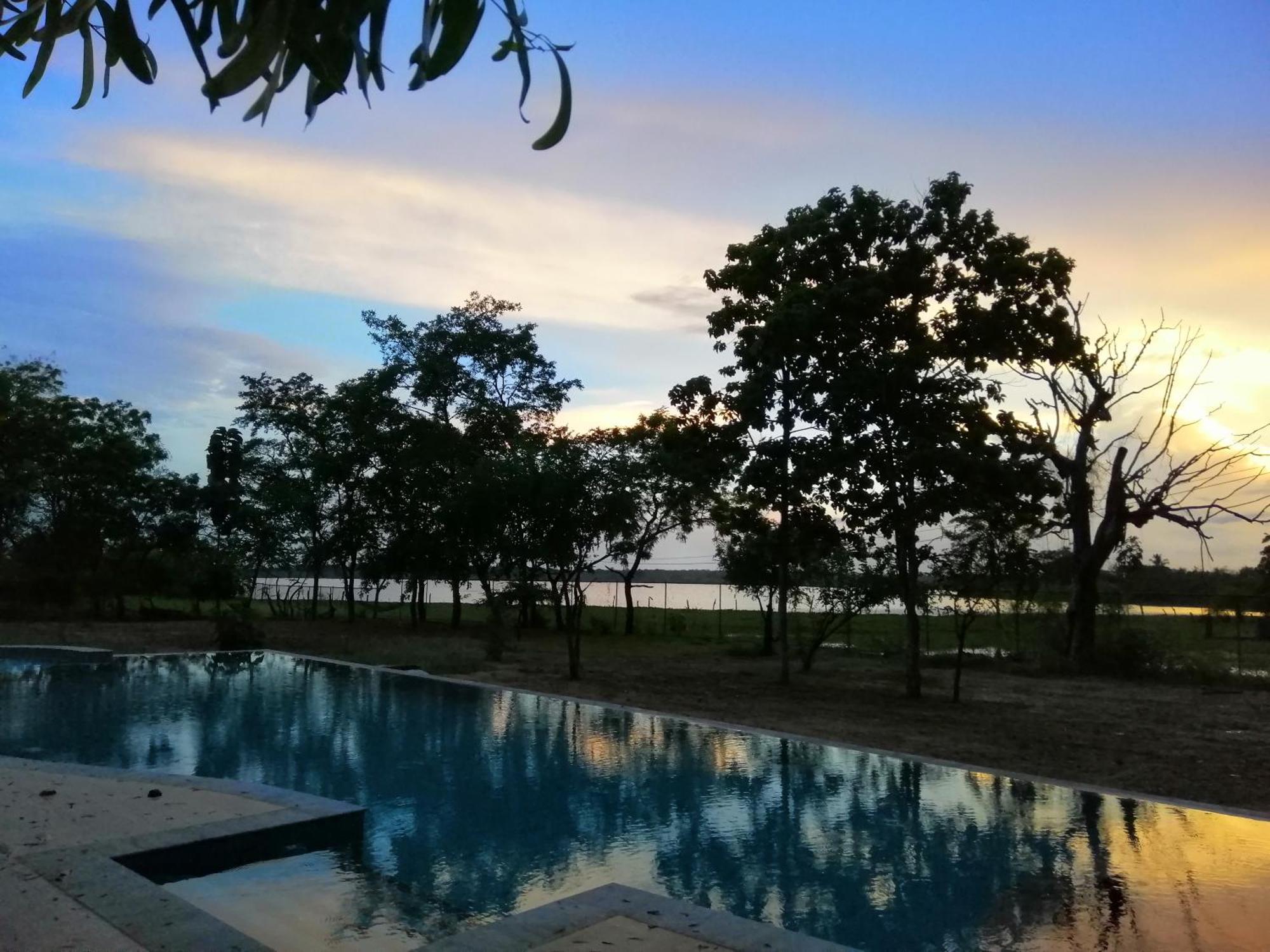 Breezy Lake Tissamaharama Exterior photo