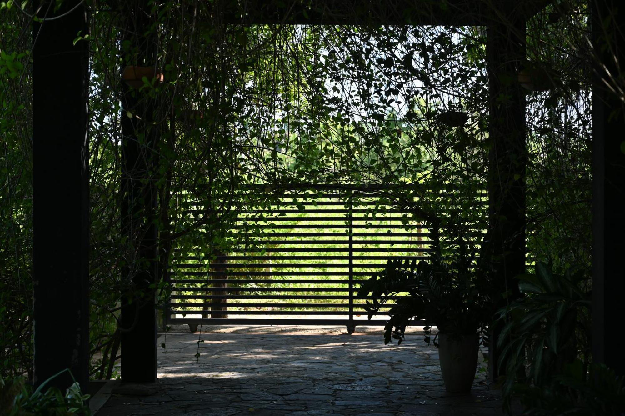 Breezy Lake Tissamaharama Exterior photo