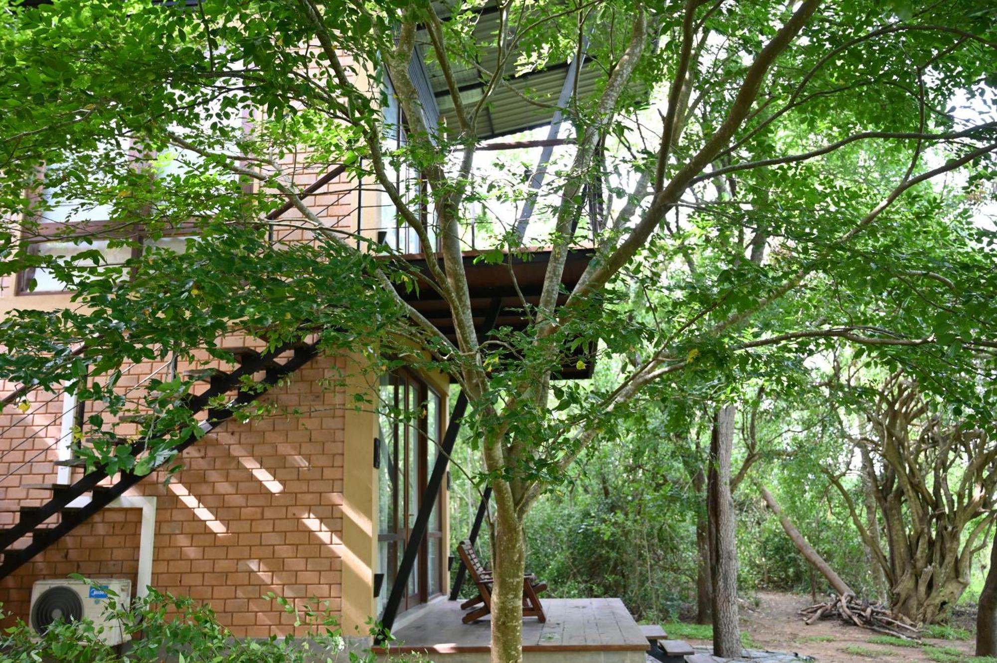 Breezy Lake Tissamaharama Exterior photo
